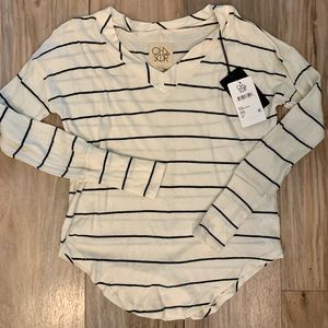 NWT Women’s CHASER Striped V-Neck Top Size XS